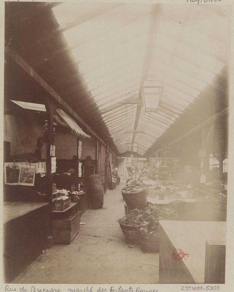 Marché des Enfants Rouges - rue de Bretagne - btv1b10517101k.jpg