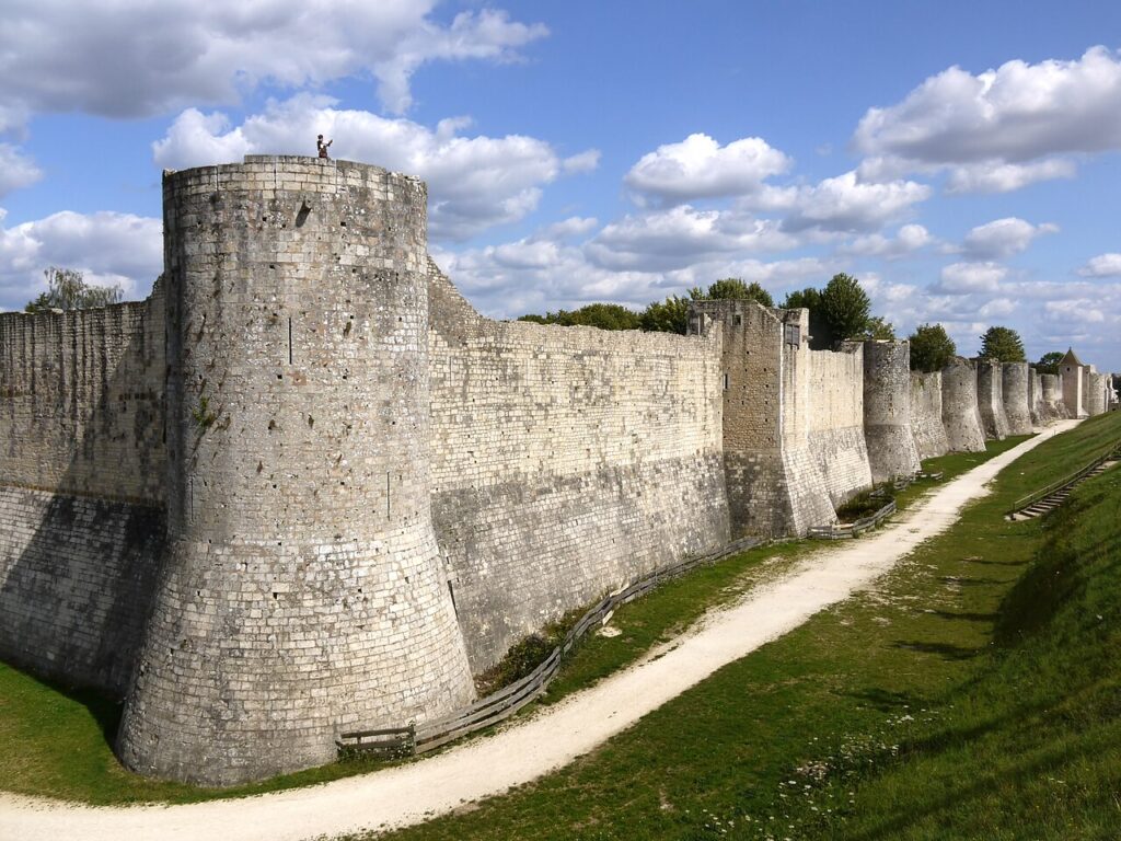 Medieval fortifications of Provins P1120605.JPG