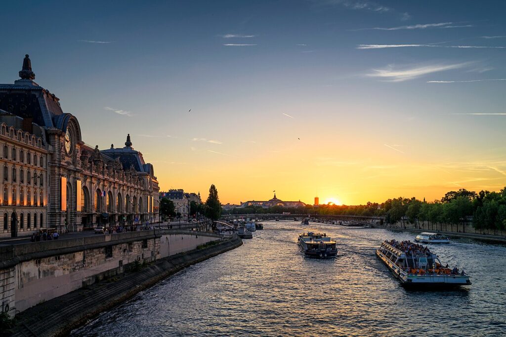 Musée D Orsay At Sunset (134278411).jpeg